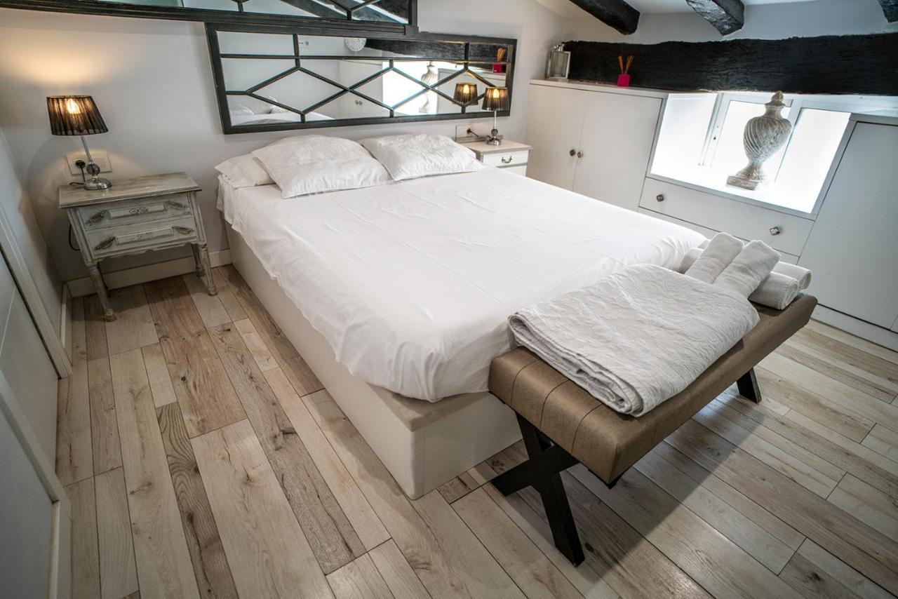 Atico Con Terraza Y Jacuzzi En El Centro Apartment Valencia Cameră foto
